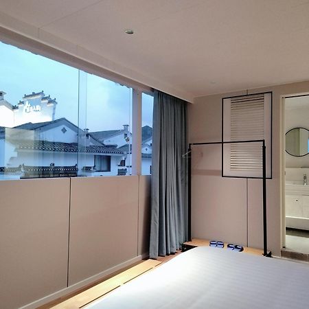 Serene Vale Inn Guilin-Free One Way Pick Up Service To High-Speed Railway Station For 2 Nights Eksteriør billede