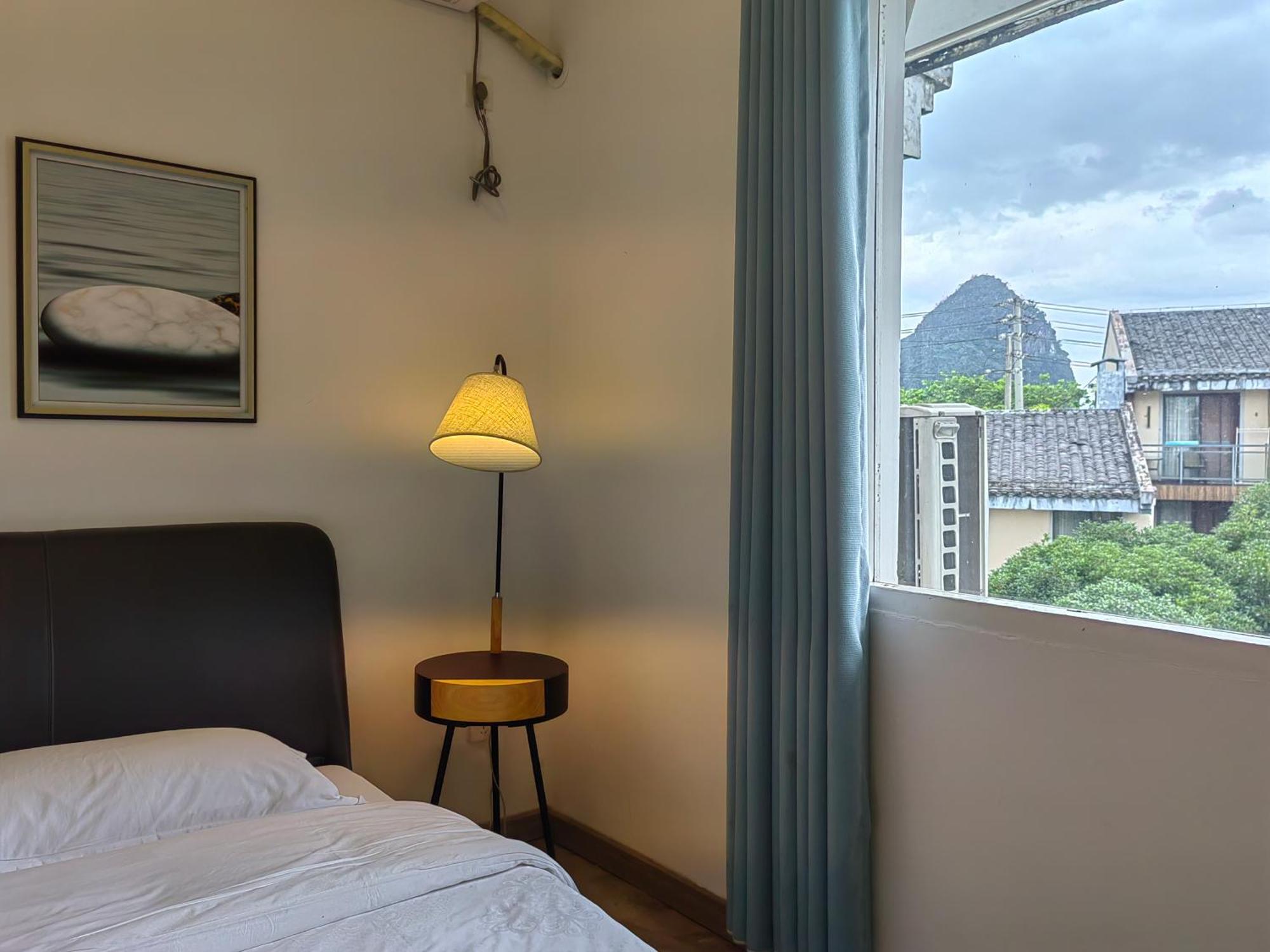 Serene Vale Inn Guilin-Free One Way Pick Up Service To High-Speed Railway Station For 2 Nights Eksteriør billede