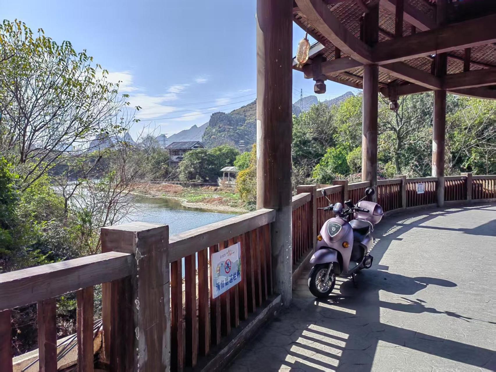 Serene Vale Inn Guilin-Free One Way Pick Up Service To High-Speed Railway Station For 2 Nights Eksteriør billede